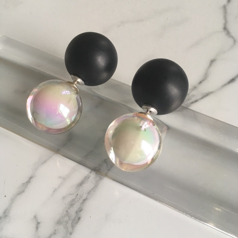 Globe Ball Earrings 🌕🌓🌑